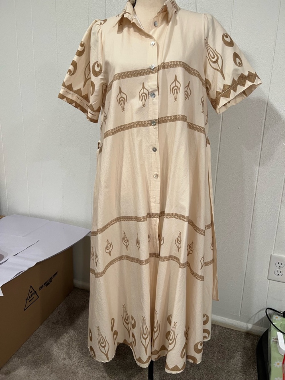 Civico 51 Cream and Brown Printed Short-Sleeve Maxi Dress